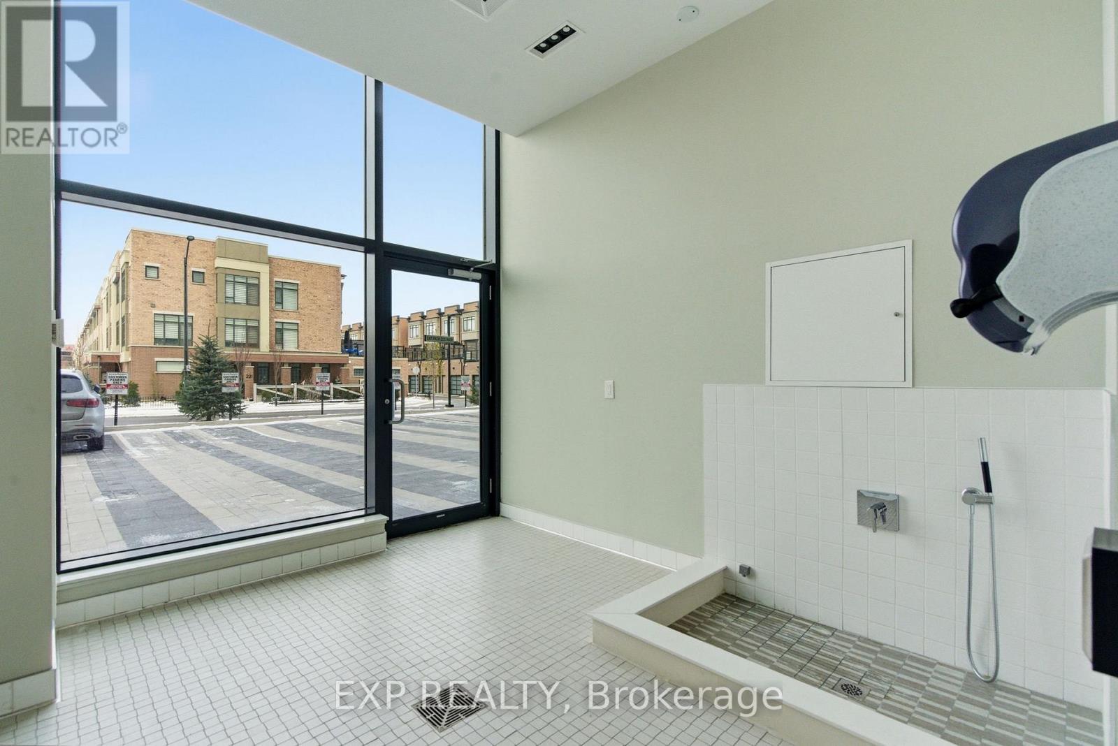 730 - 100 Eagle Rock Way, Vaughan, Ontario  L6A 5C2 - Photo 39 - N12601428