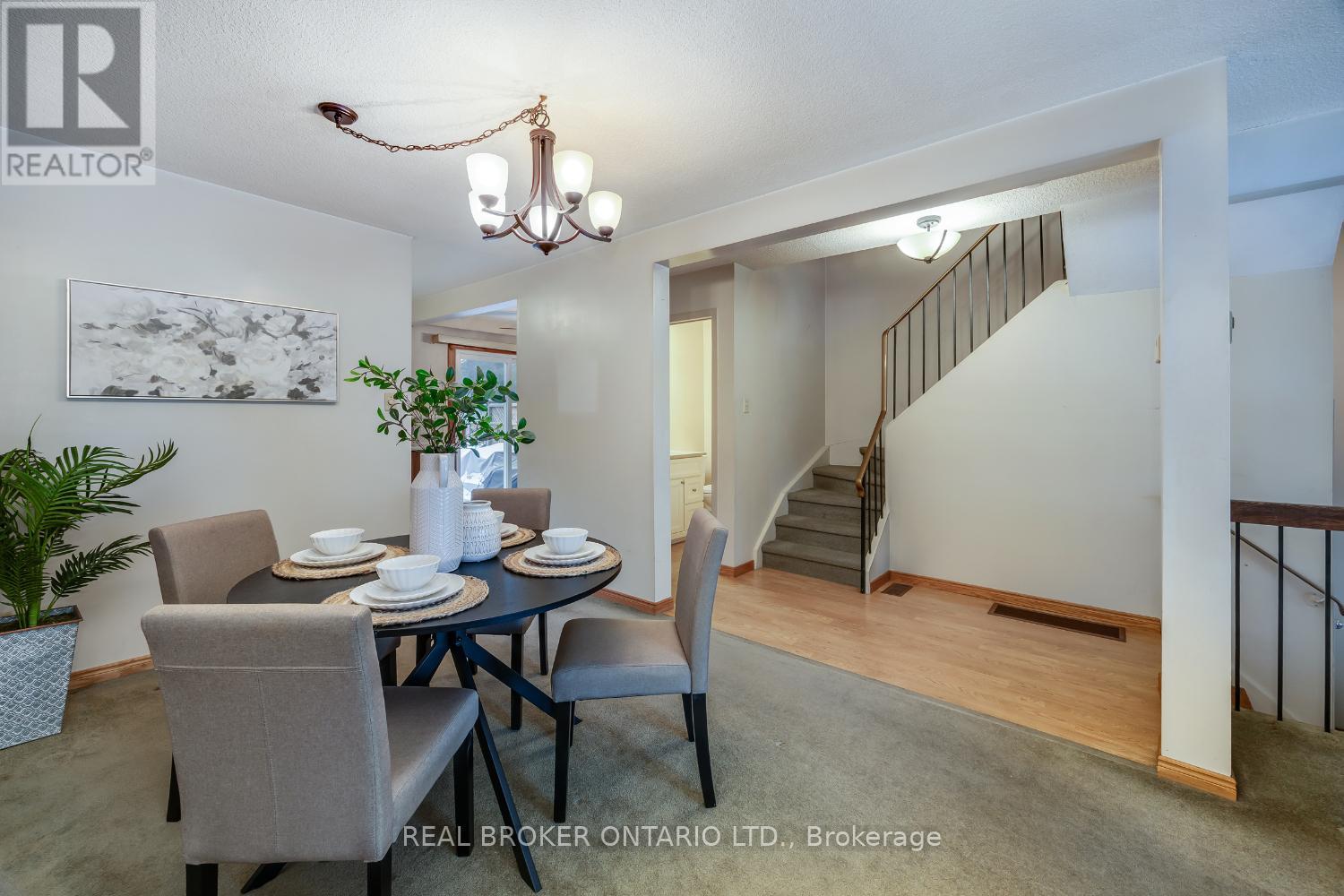 37 Macey Court, Ajax, Ontario  L1S 6E3 - Photo 8 - E12601658