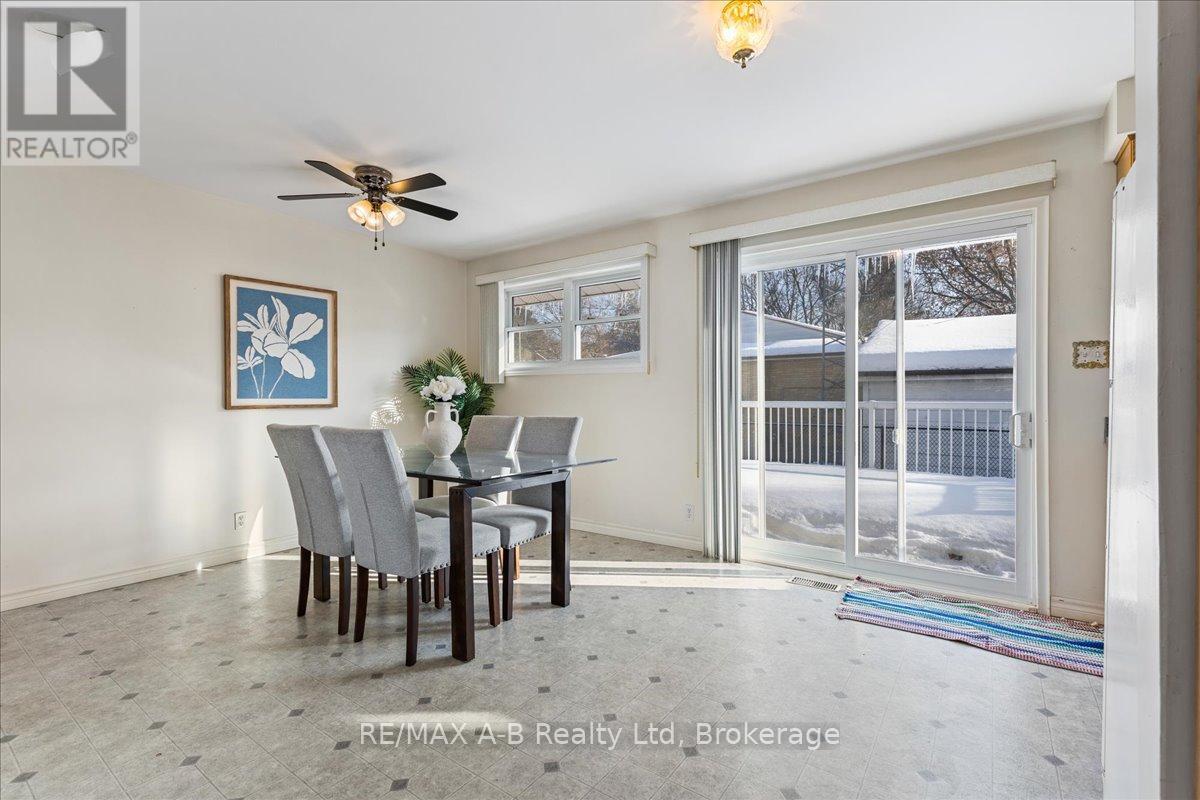 5 Mcdonald Street, Stratford, Ontario  N5A 4W4 - Photo 12 - X12601520