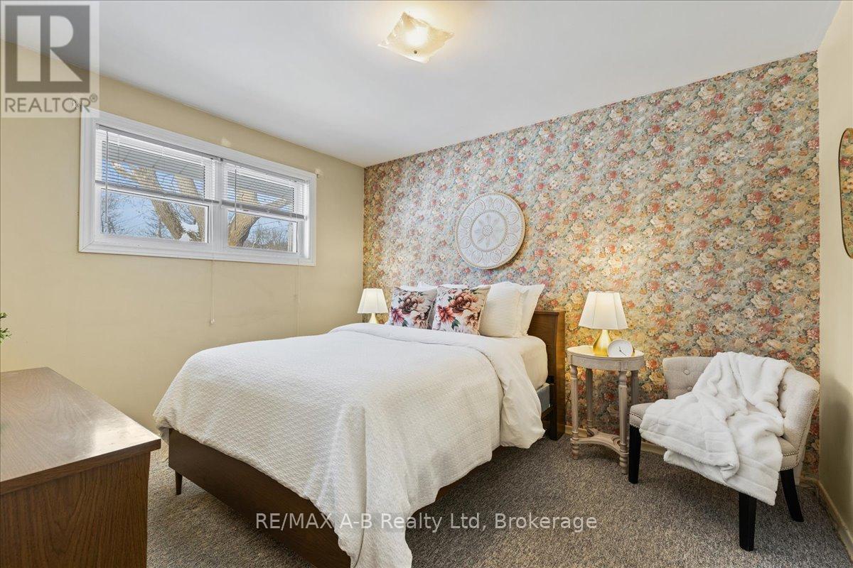 5 Mcdonald Street, Stratford, Ontario  N5A 4W4 - Photo 23 - X12601520