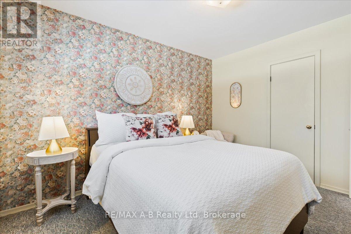 5 Mcdonald Street, Stratford, Ontario  N5A 4W4 - Photo 24 - X12601520