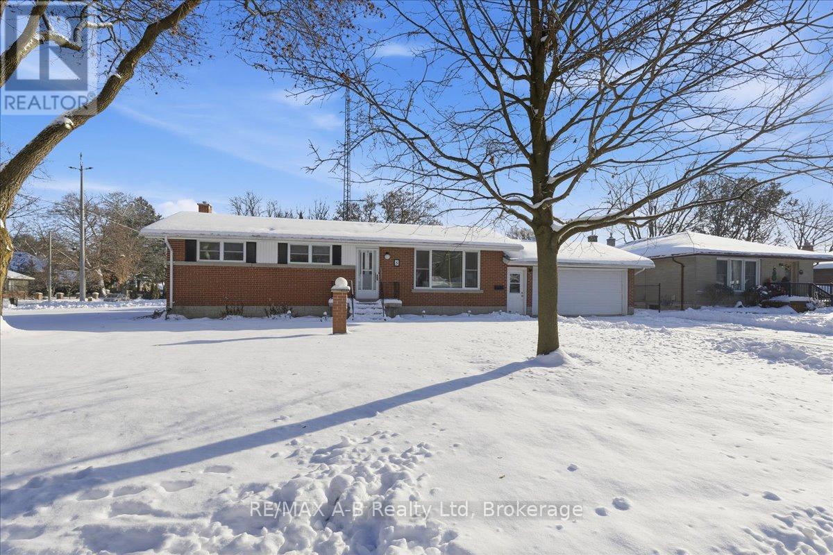 5 Mcdonald Street, Stratford, Ontario  N5A 4W4 - Photo 3 - X12601520