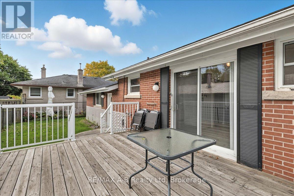 5 Mcdonald Street, Stratford, Ontario  N5A 4W4 - Photo 42 - X12601520