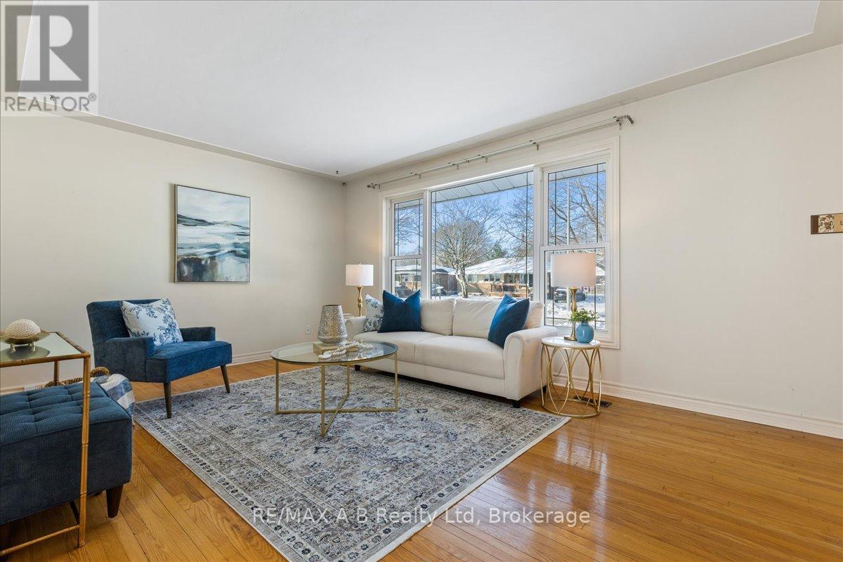 5 Mcdonald Street, Stratford, Ontario  N5A 4W4 - Photo 9 - X12601520