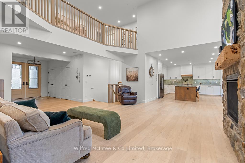 72 Victoria Street S, Saugeen Shores, Ontario  N0H 2L0 - Photo 10 - X12601602