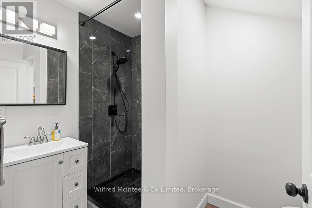 72 Victoria Street S, Saugeen Shores, Ontario  N0H 2L0 - Photo 41 - X12601602