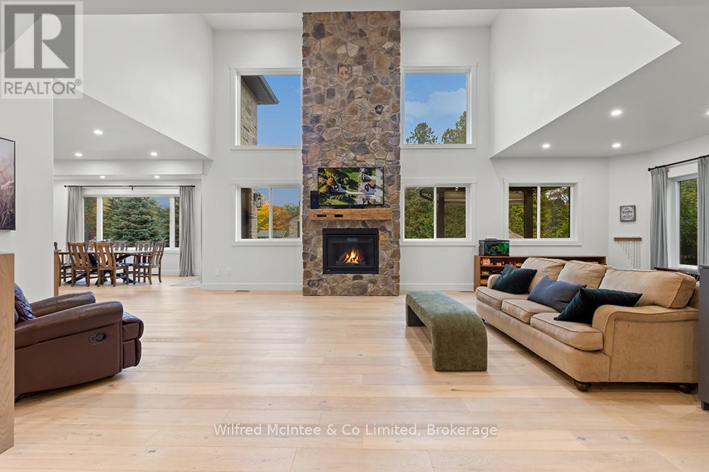 72 Victoria Street S, Saugeen Shores, Ontario  N0H 2L0 - Photo 9 - X12601602