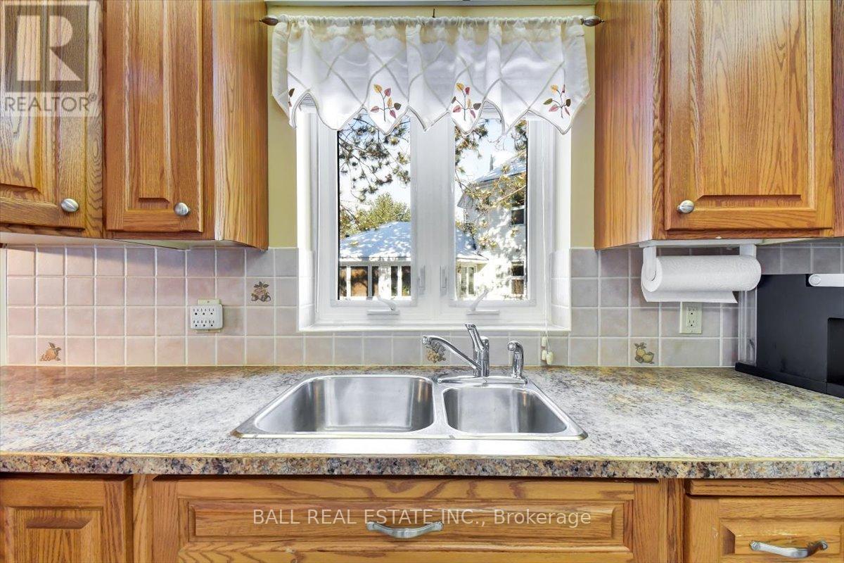 104 - 16 Alice Street, Bancroft, Ontario K0L 1C0 - Photo 10 - X12601638