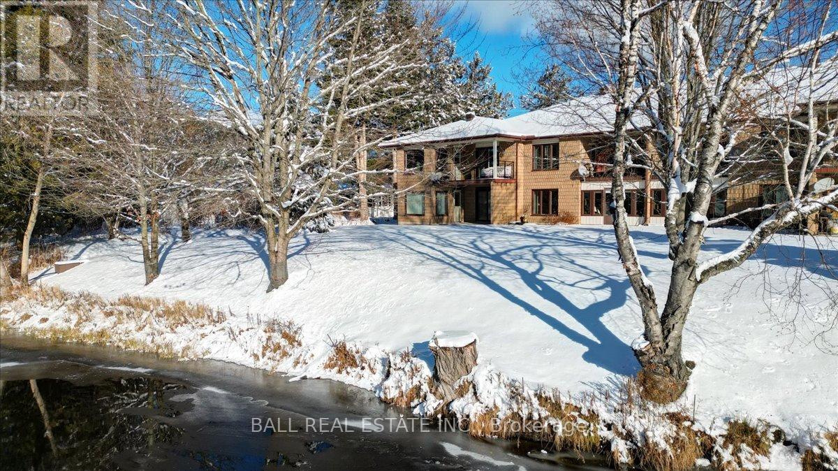 104 - 16 Alice Street, Bancroft, Ontario K0L 1C0 - Photo 2 - X12601638