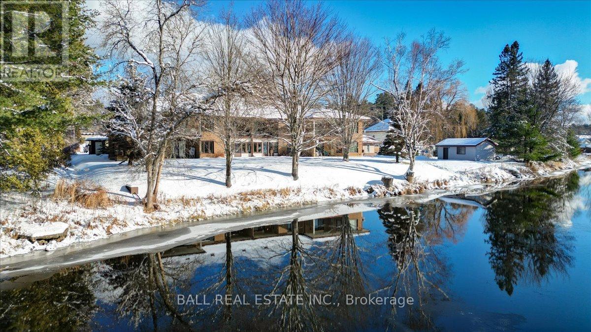 104 - 16 Alice Street, Bancroft, Ontario K0L 1C0 - Photo 38 - X12601638