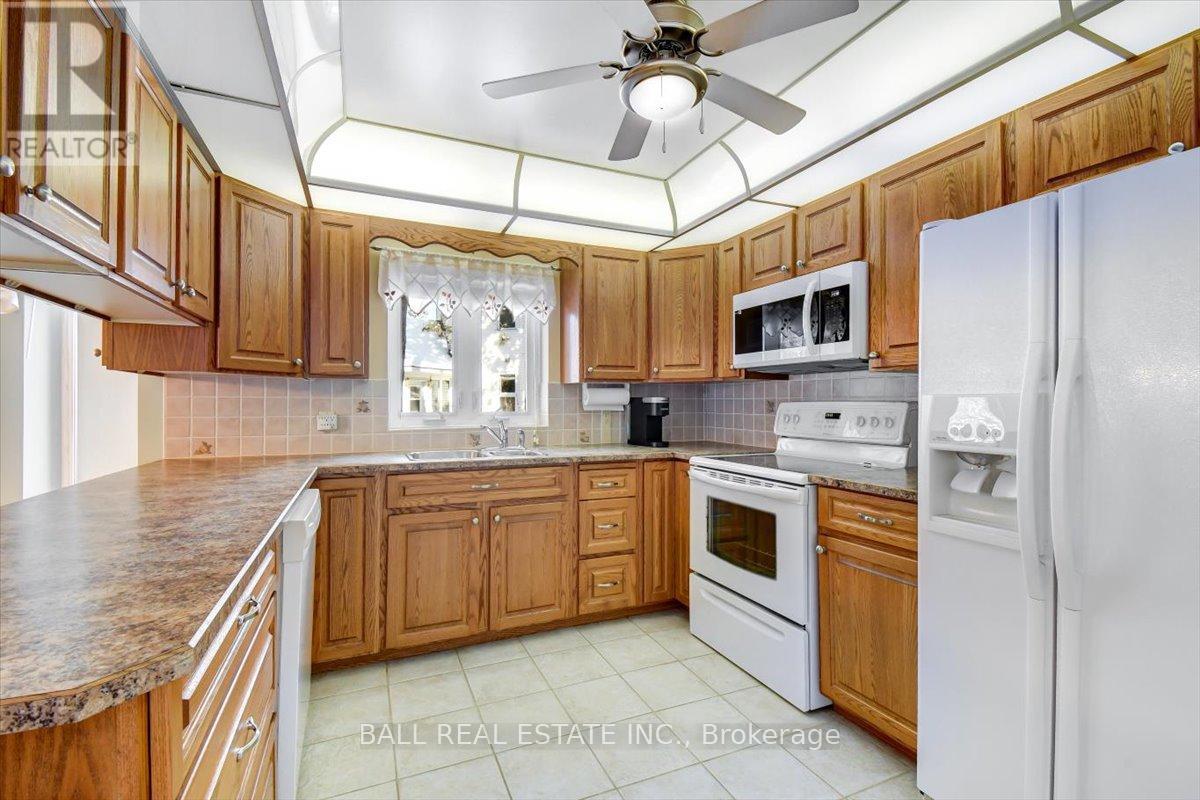 104 - 16 Alice Street, Bancroft, Ontario K0L 1C0 - Photo 7 - X12601638