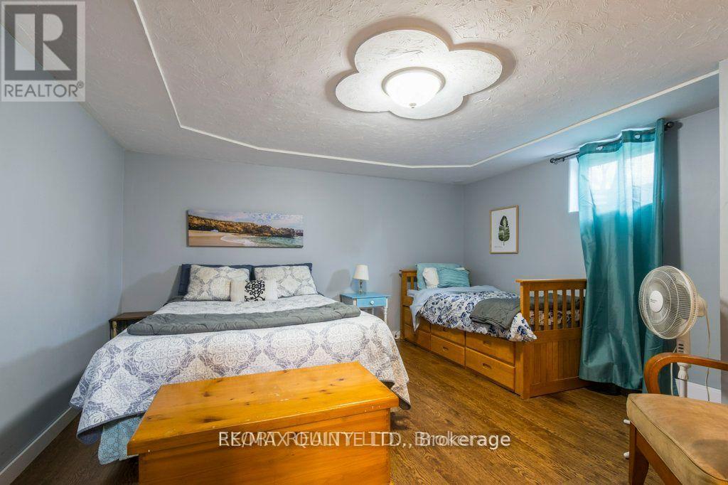 Upper - 239 Dundas Street W, Belleville, Ontario  K8P 1A9 - Photo 15 - X12601648