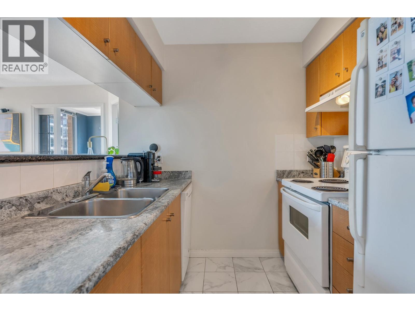 1405 822 Homer Street, Vancouver, British Columbia  V6B 6M3 - Photo 2 - R3061372