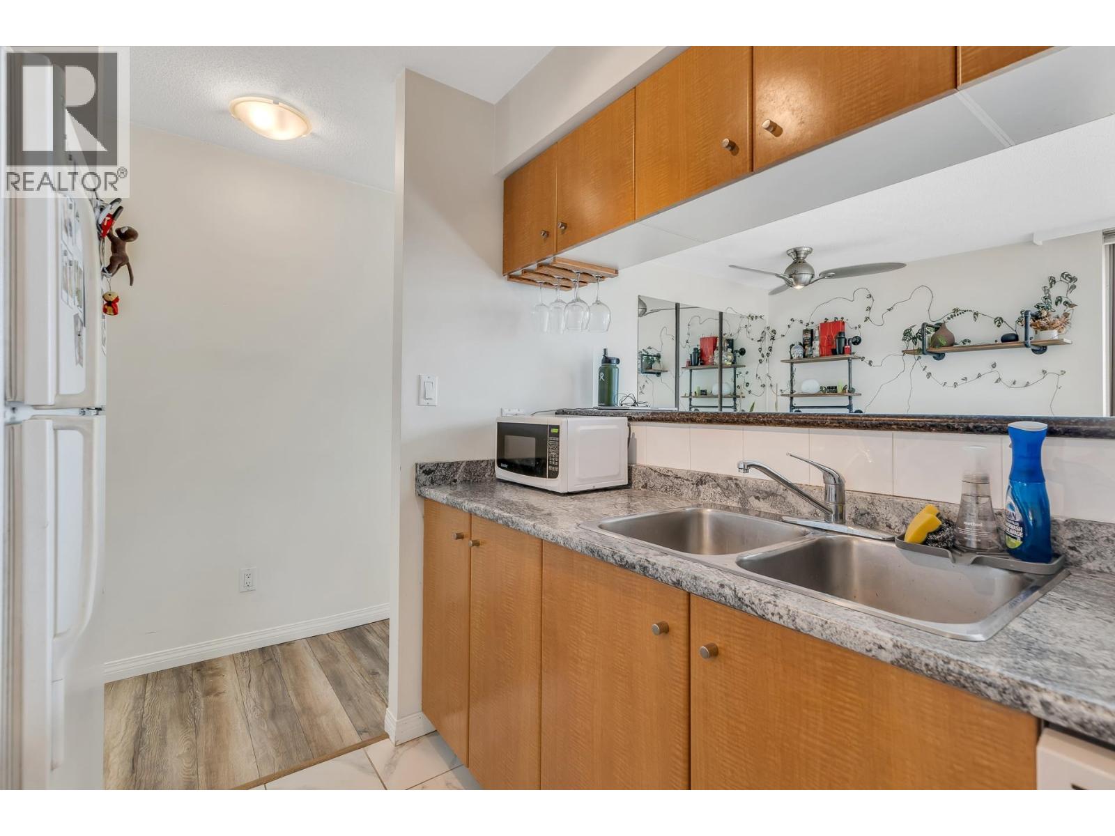 1405 822 Homer Street, Vancouver, British Columbia  V6B 6M3 - Photo 3 - R3061372