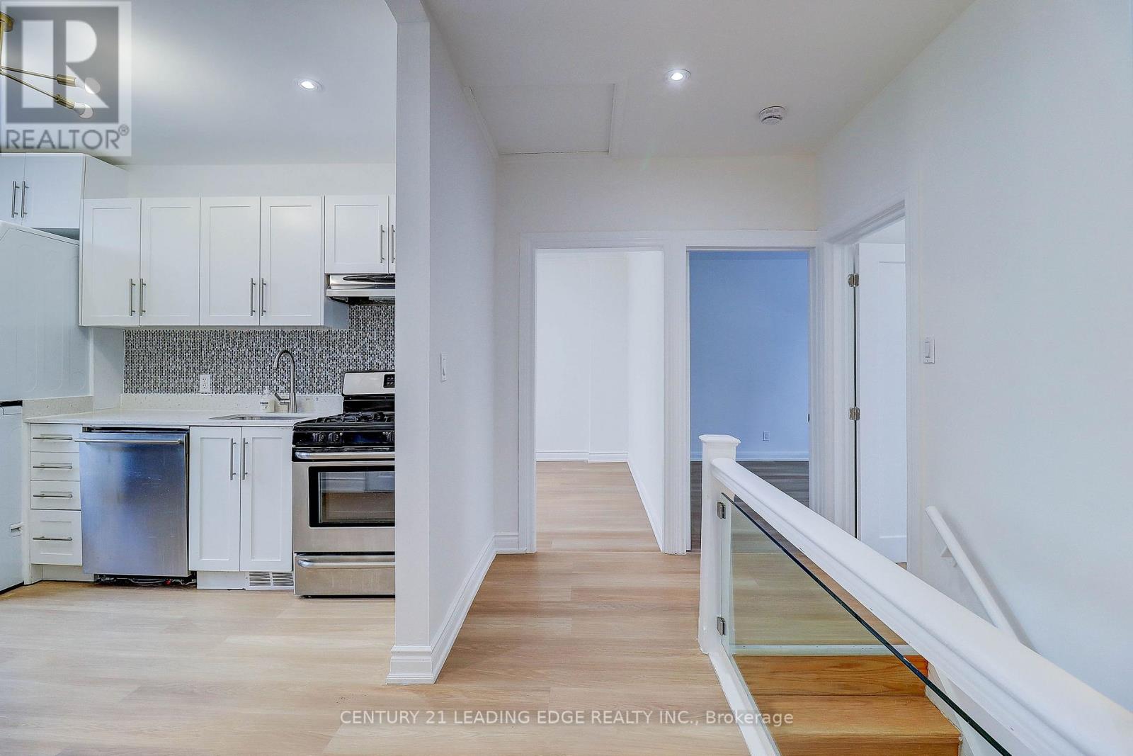 7 Ellsworth Avenue, Toronto, Ontario  M6G 2K4 - Photo 20 - C12601498