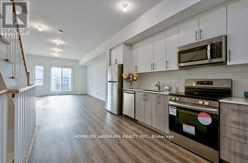 30 Case Ootes Drive, Toronto, Ontario  M4A 0A9 - Photo 7 - C12601524