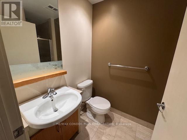 2311 - 218 Queens Quay W, Toronto (Waterfront Communities), Ontario  M5J 2Y6 - Photo 11 - C12601580