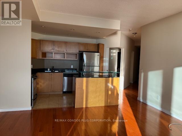 2311 - 218 Queens Quay W, Toronto (Waterfront Communities), Ontario  M5J 2Y6 - Photo 7 - C12601580