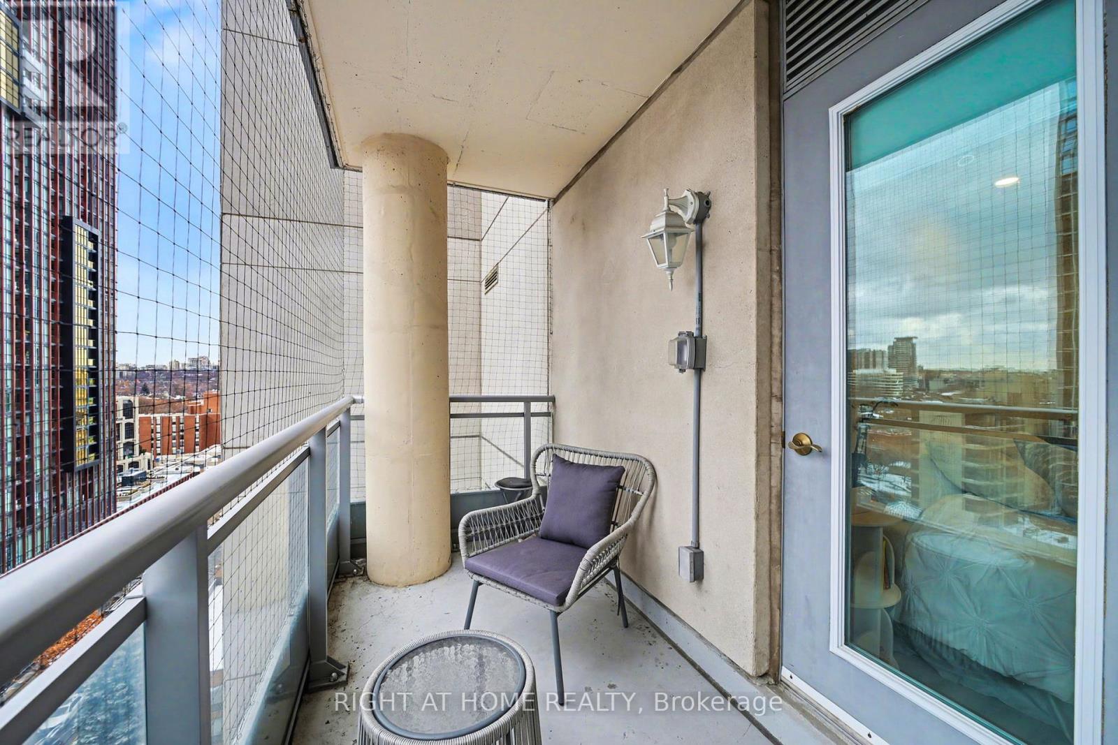 1308 - 8 Scollard Street, Toronto, Ontario  M5R 1M2 - Photo 30 - C12601588