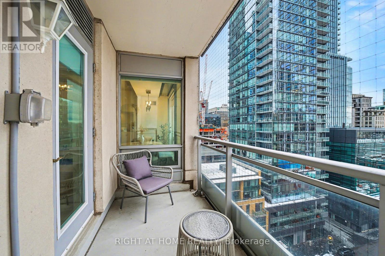 1308 - 8 Scollard Street, Toronto, Ontario  M5R 1M2 - Photo 31 - C12601588
