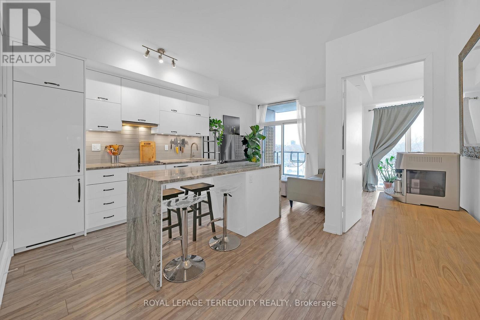 510 - 106 Dovercourt Road, Toronto, Ontario  M6J 0G4 - Photo 5 - C12601592