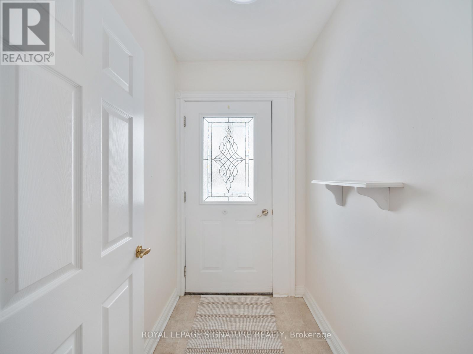 3 Merredin Place, Toronto, Ontario  M3B 1S7 - Photo 4 - C12601600