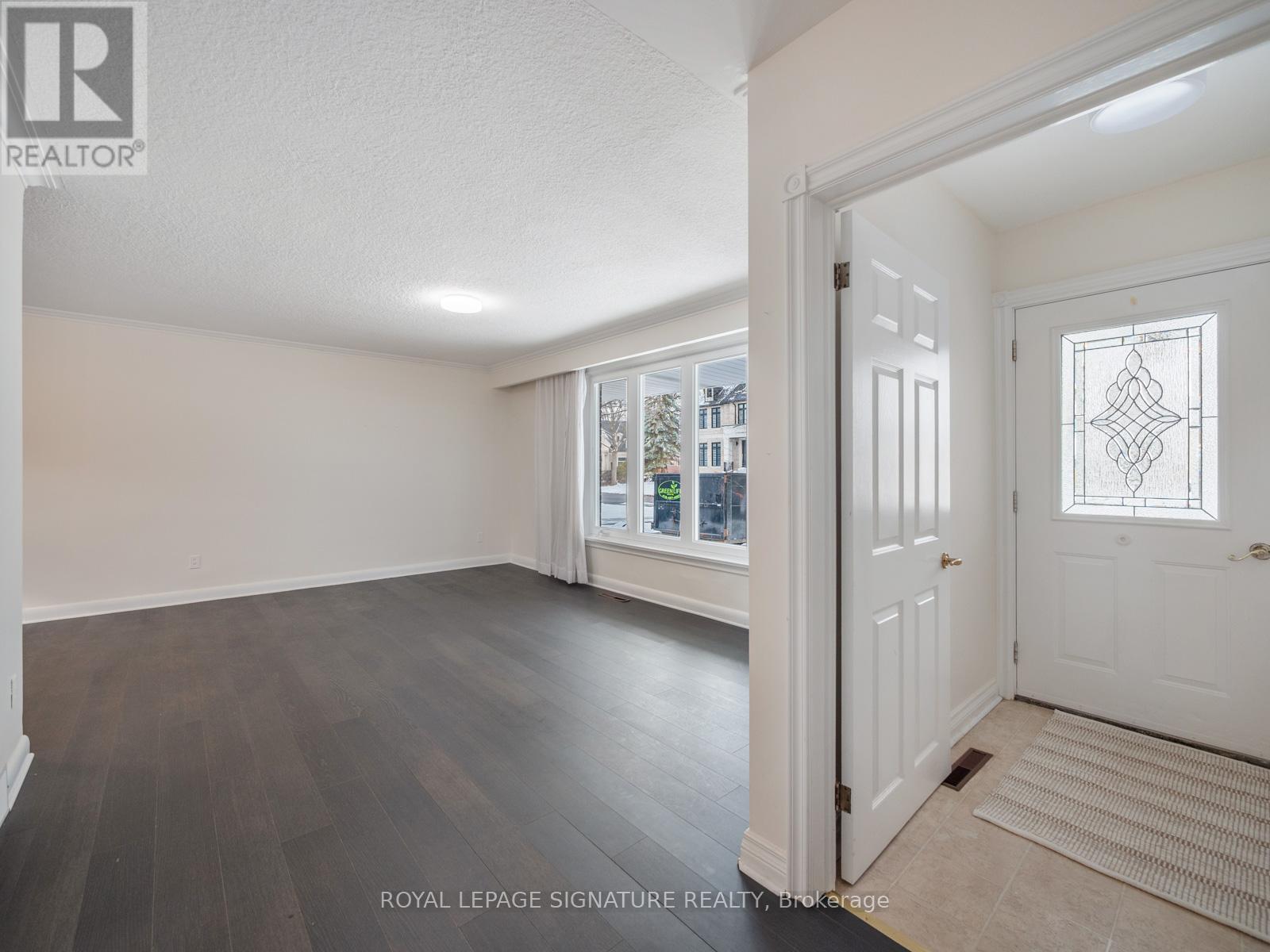 3 Merredin Place, Toronto, Ontario  M3B 1S7 - Photo 6 - C12601600