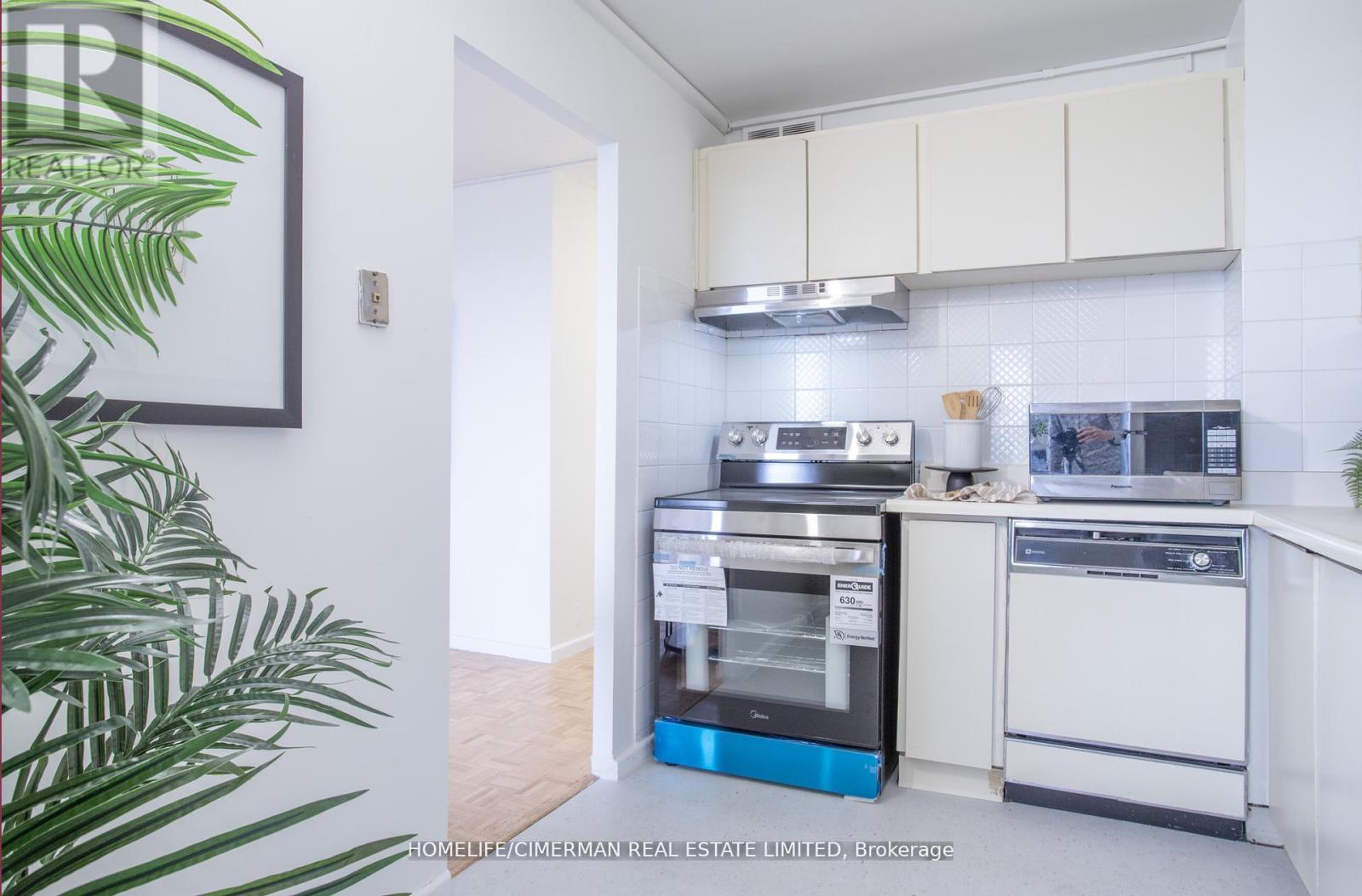 1702 - 715 Don Mills Road, Toronto, Ontario  M3C 1S5 - Photo 11 - C12601624