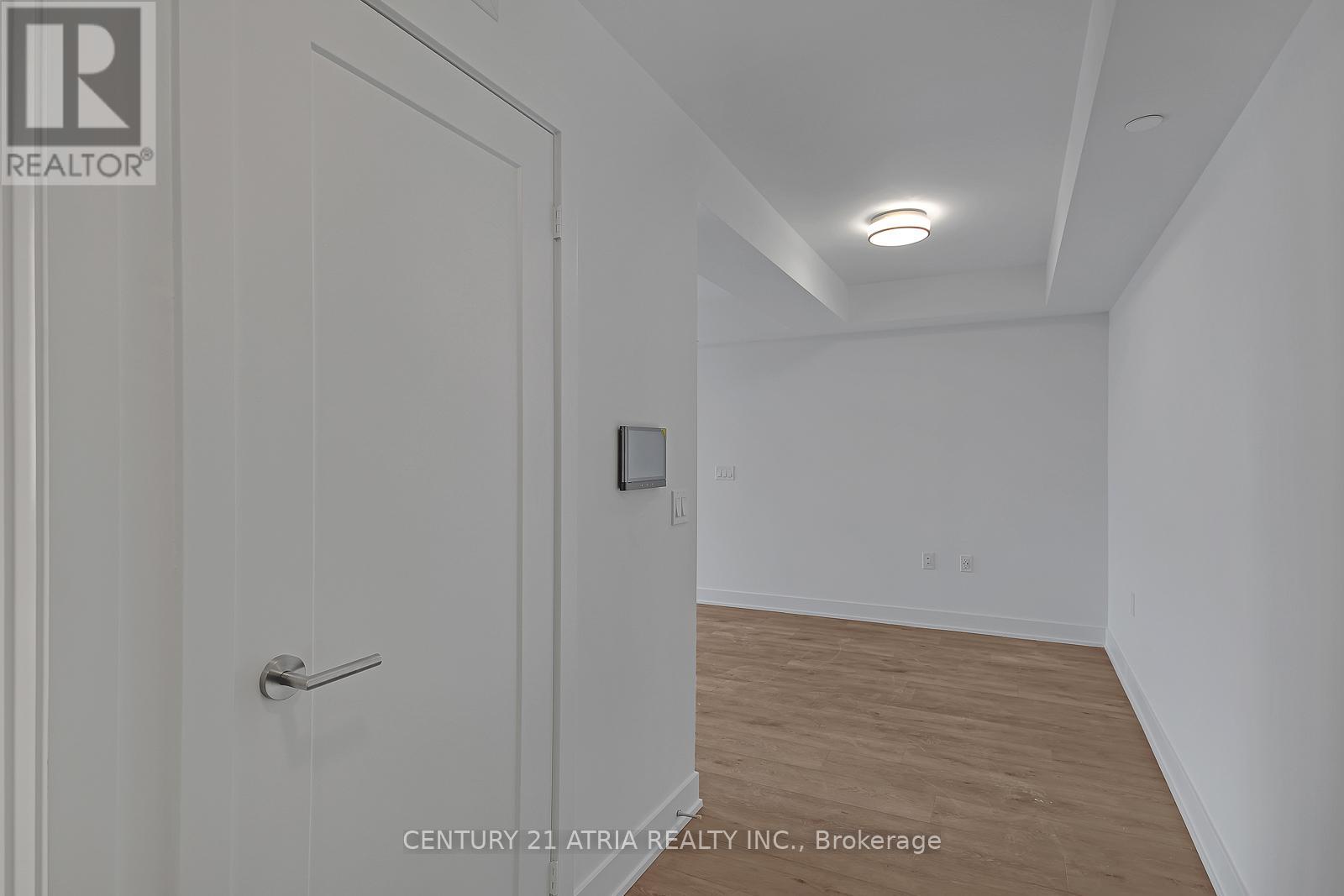 1711 - 575 Bloor Street E, Toronto, Ontario M4W 0B2 - Photo 2 - C12601636