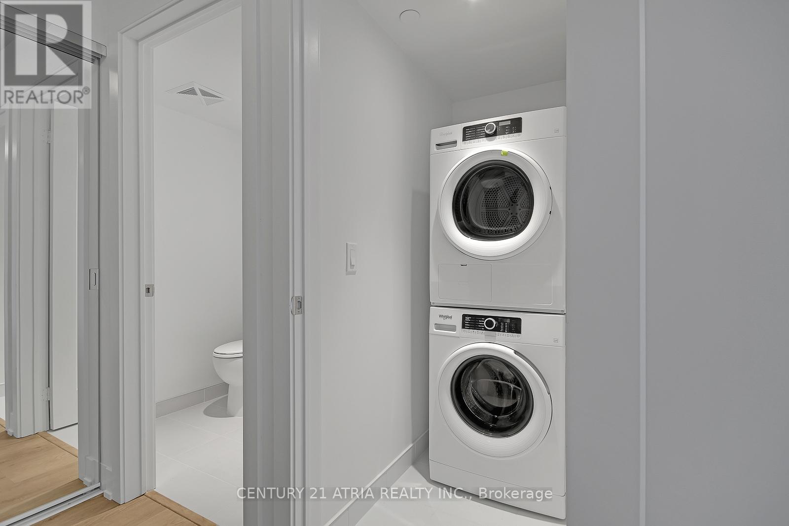 1711 - 575 Bloor Street E, Toronto, Ontario M4W 0B2 - Photo 9 - C12601636