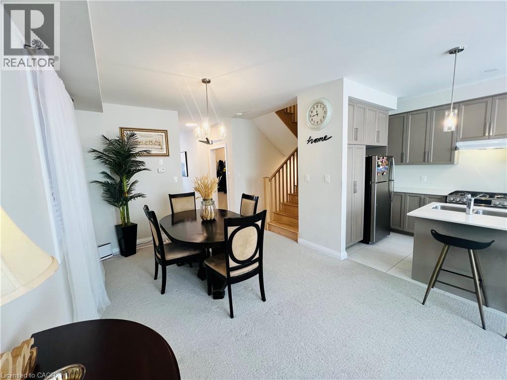 11 Cherry Blossom Heights, Hamilton, Ontario  L9B 0E9 - Photo 13 - 40792259