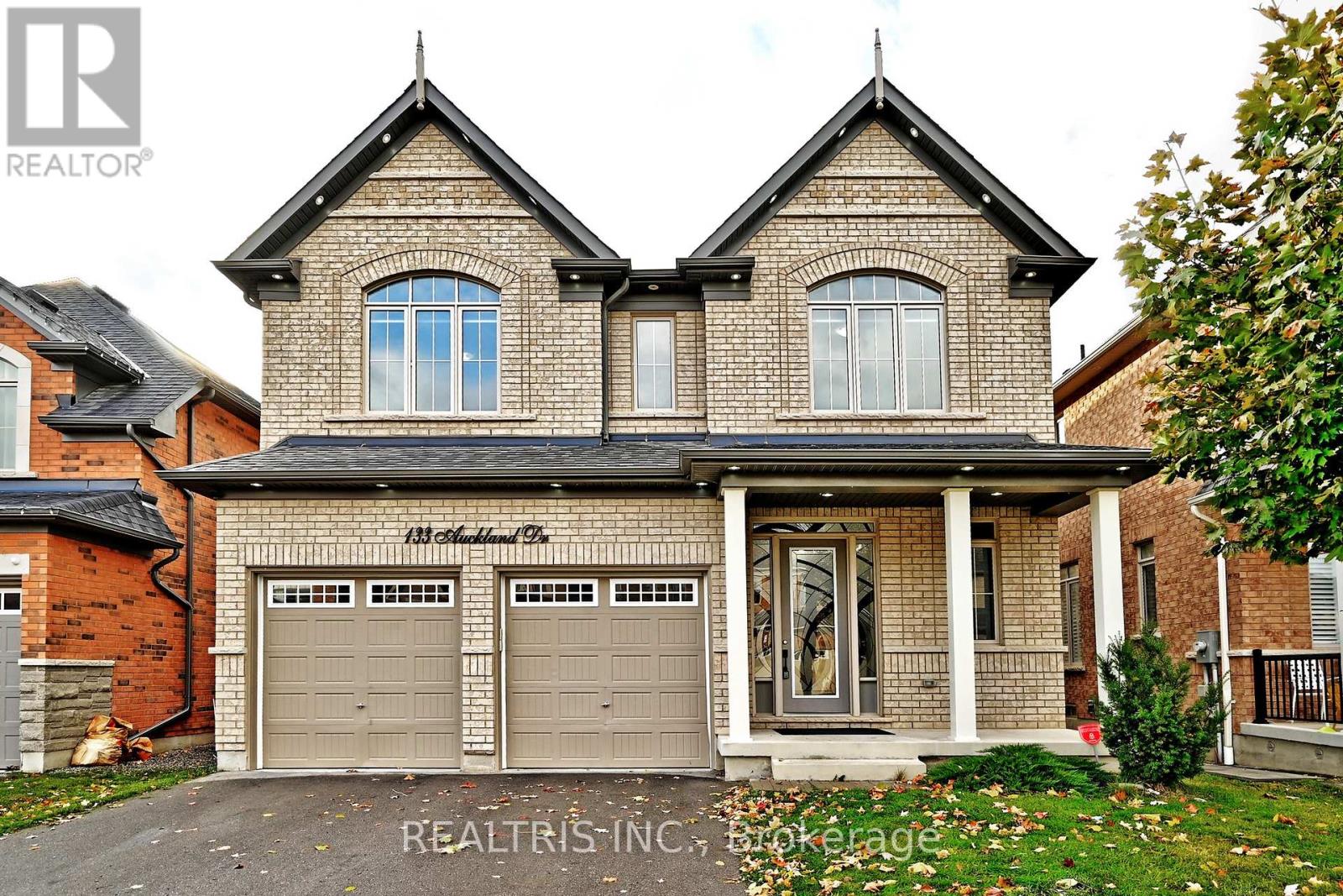 133 AUCKLAND DRIVE, whitby, Ontario