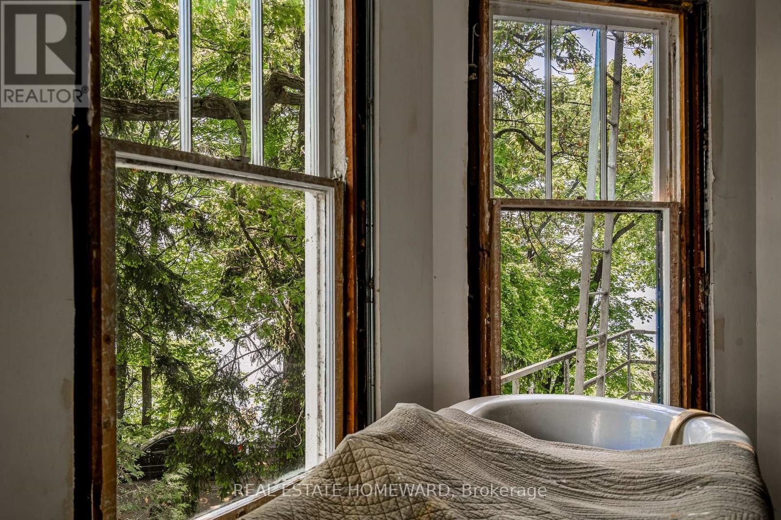 3025 Queen Street E, Toronto, Ontario  M1N 1A5 - Photo 31 - E12601672