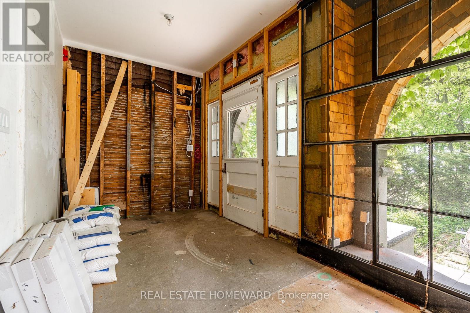 3025 Queen Street E, Toronto, Ontario  M1N 1A5 - Photo 4 - E12601672