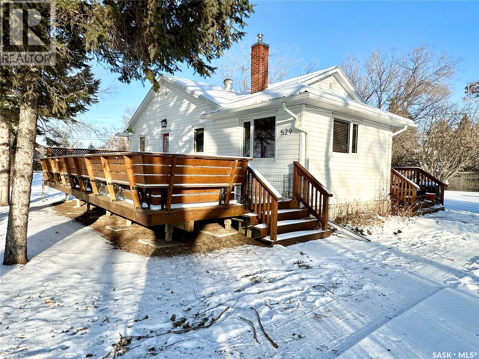 529 Montgomery STREET, Midale, Saskatchewan