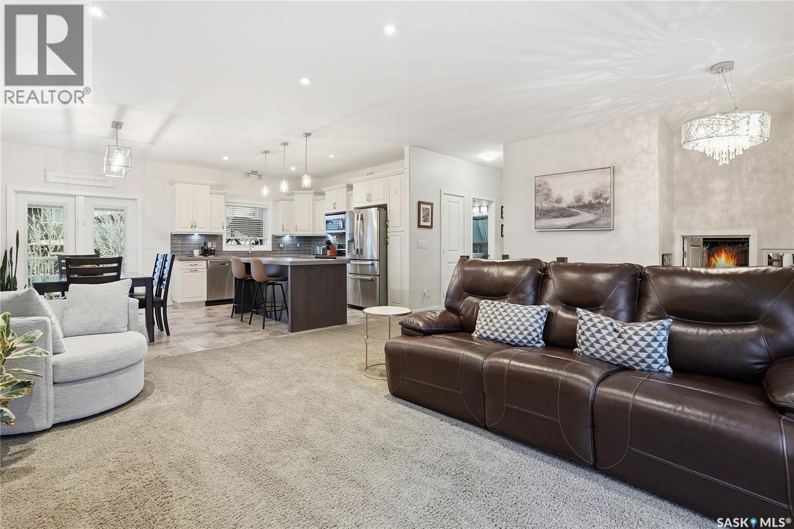 439 Senick Bay, Saskatoon, Saskatchewan  S7T 0P5 - Photo 15 - SK025185