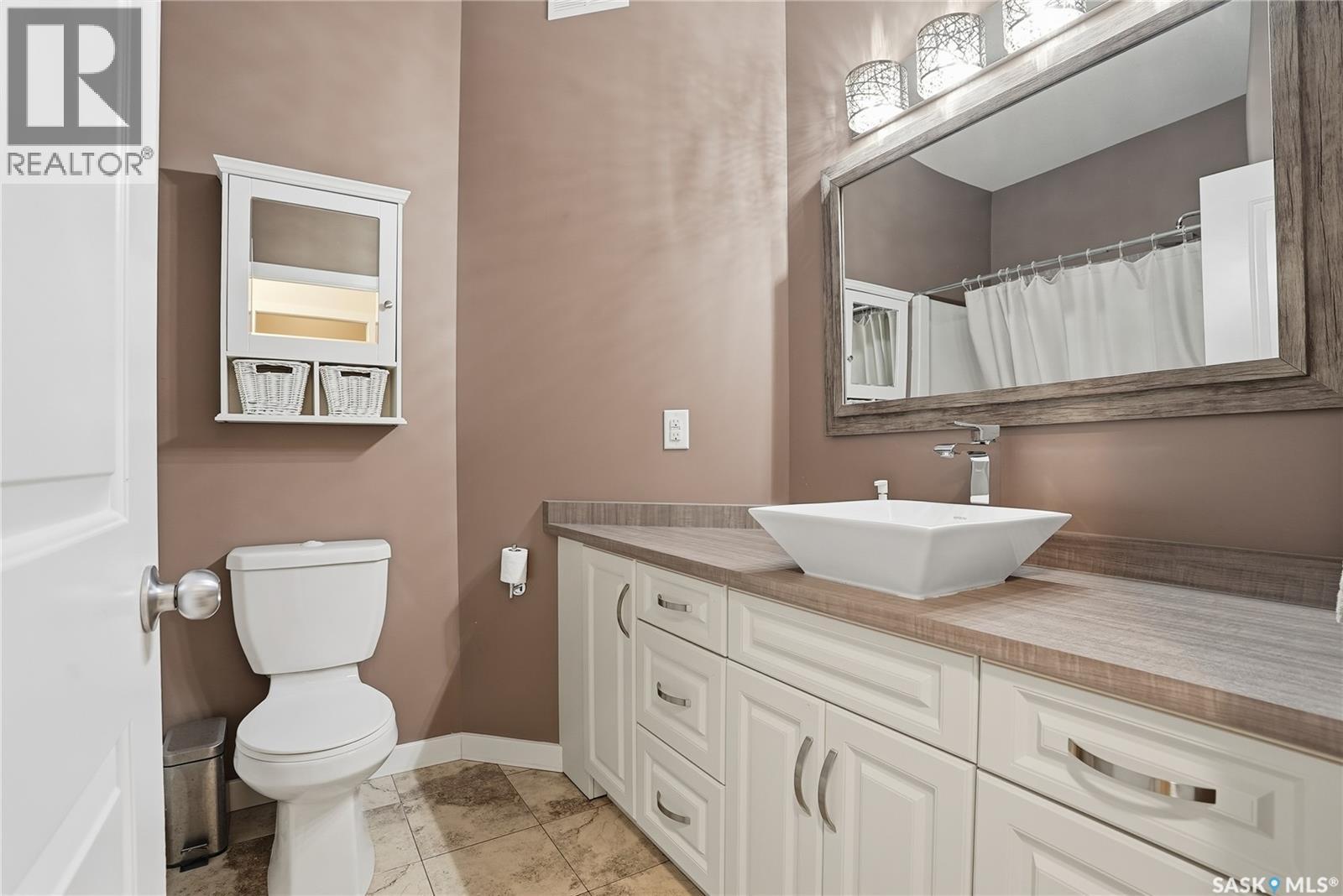 439 Senick Bay, Saskatoon, Saskatchewan  S7T 0P5 - Photo 22 - SK025185