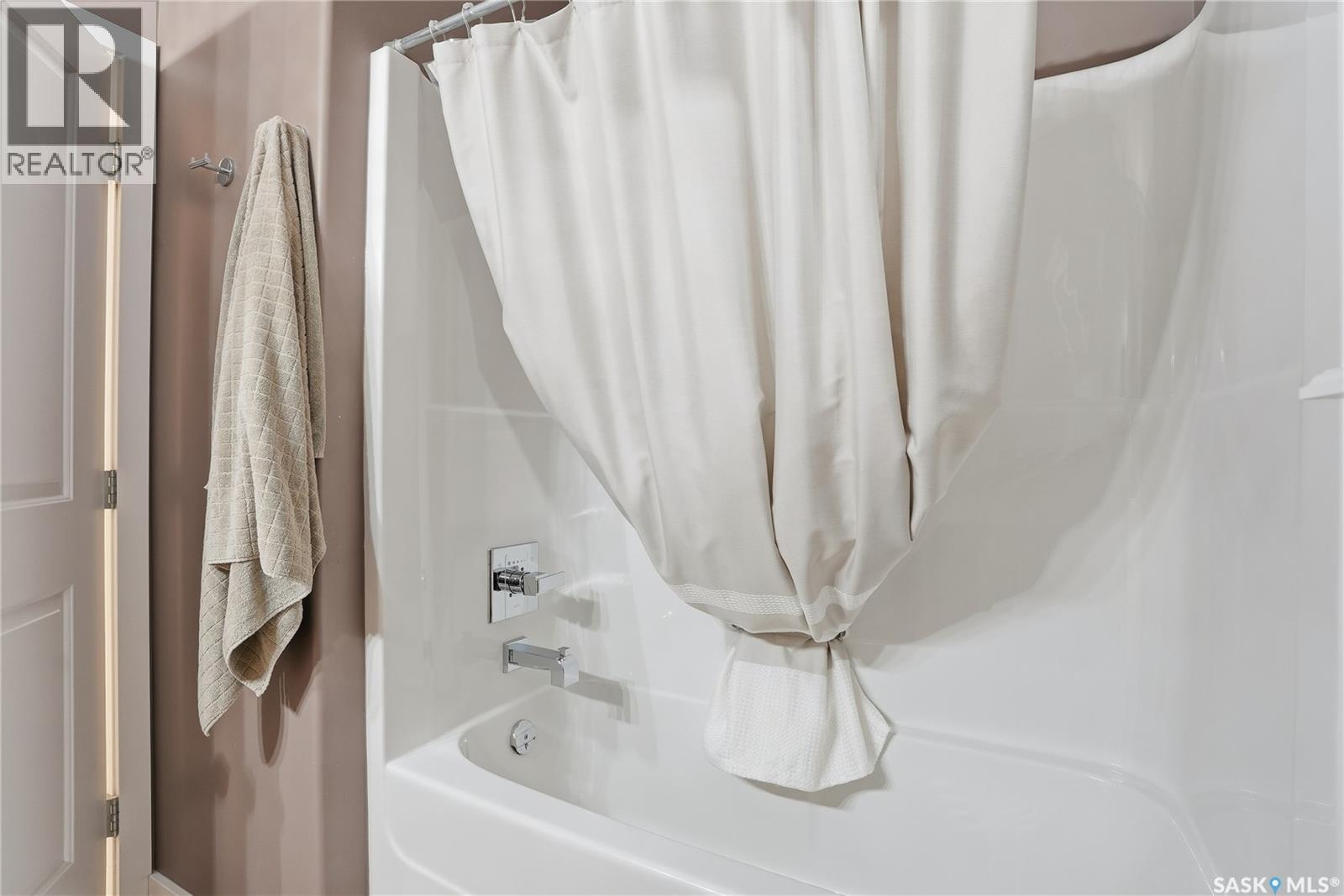 439 Senick Bay, Saskatoon, Saskatchewan  S7T 0P5 - Photo 23 - SK025185