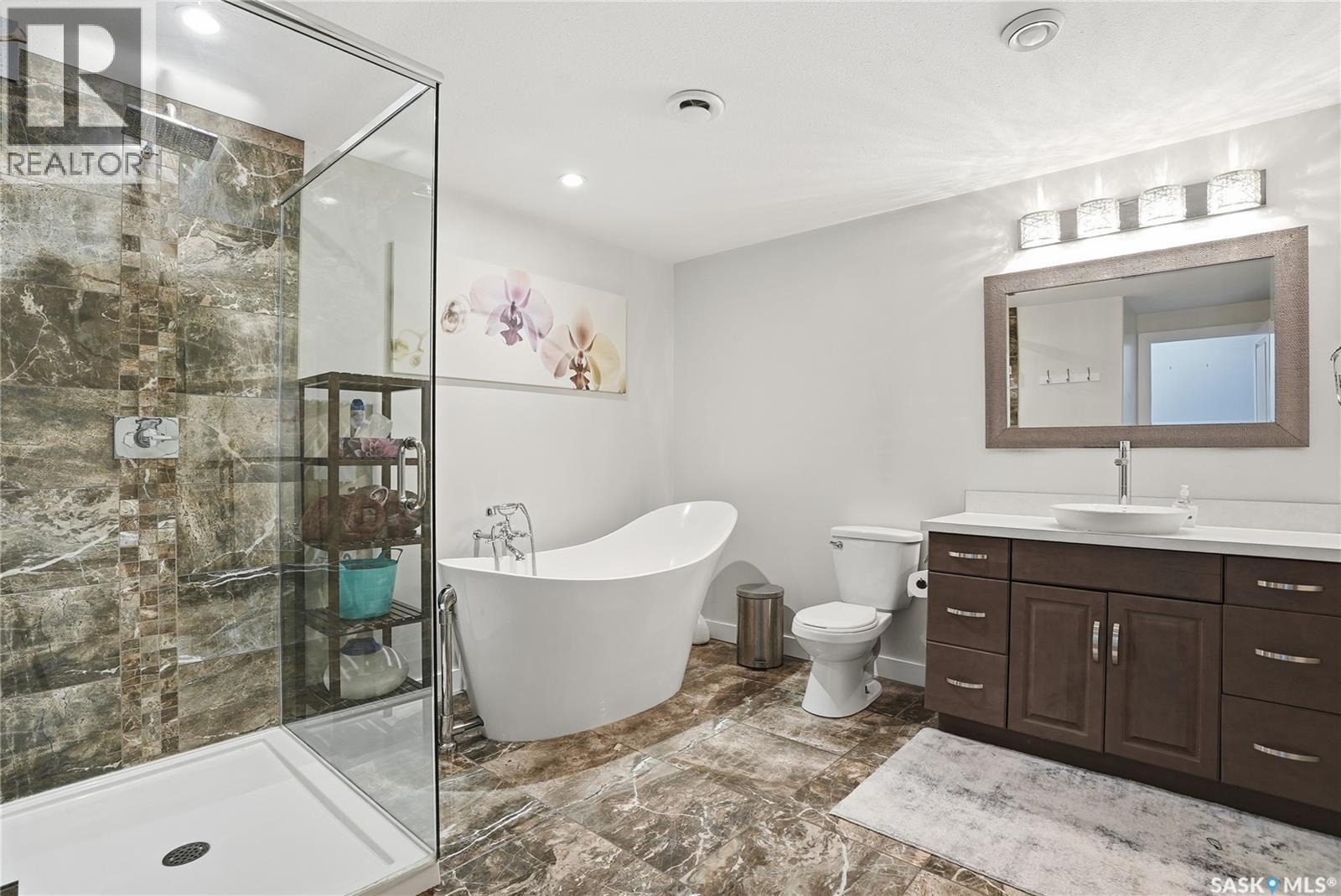 439 Senick Bay, Saskatoon, Saskatchewan  S7T 0P5 - Photo 34 - SK025185