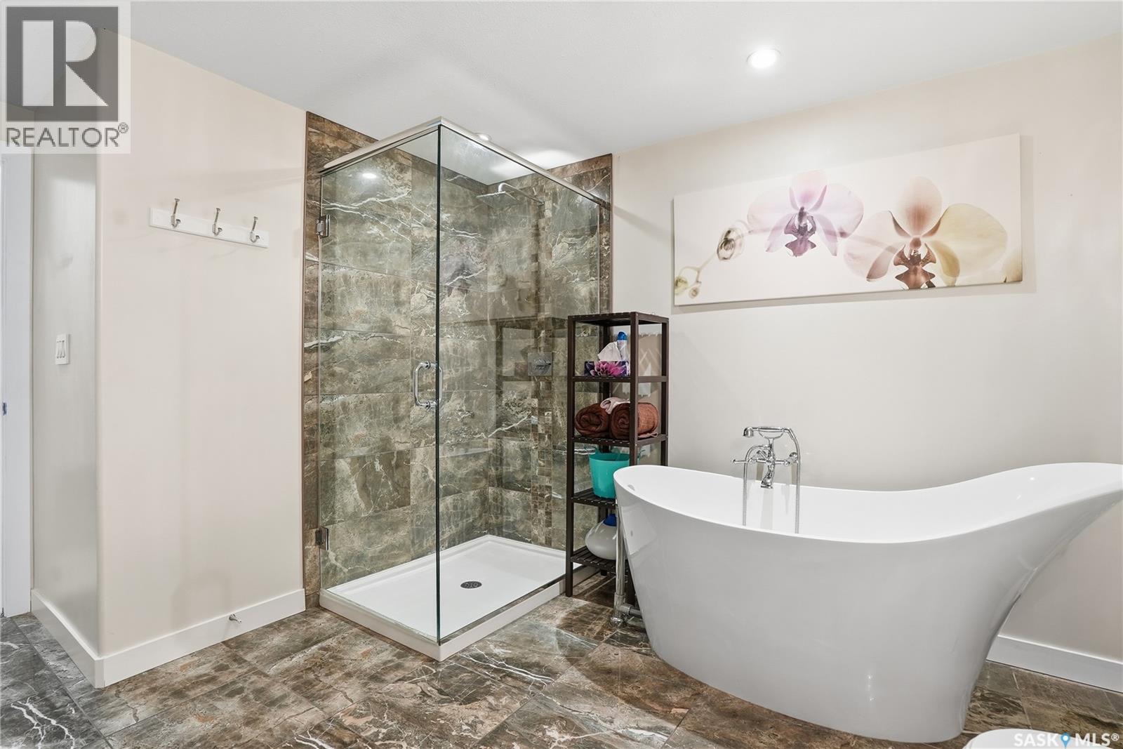 439 Senick Bay, Saskatoon, Saskatchewan  S7T 0P5 - Photo 35 - SK025185