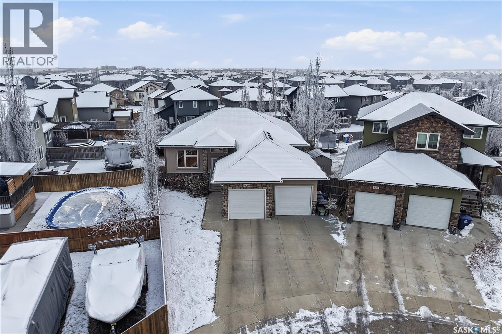 439 Senick Bay, Saskatoon, Saskatchewan  S7T 0P5 - Photo 46 - SK025185