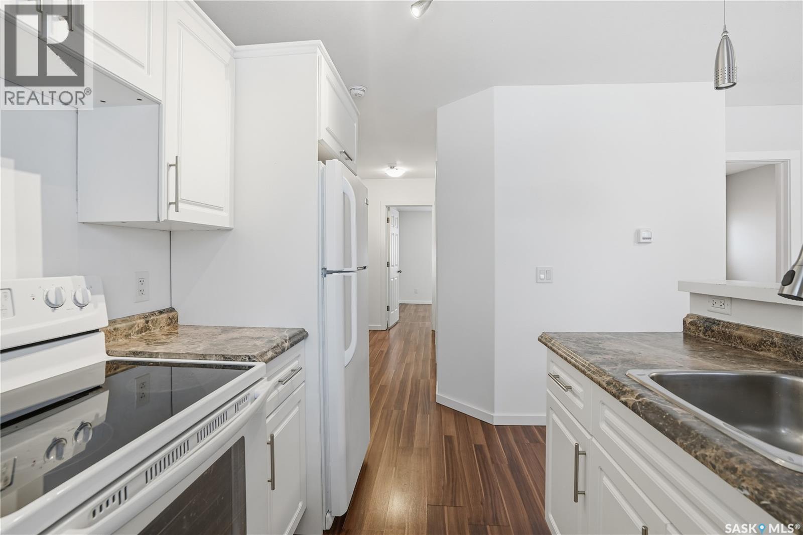 1056 Mctavish Street, Regina, Saskatchewan  S4T 3V3 - Photo 4 - SK025143