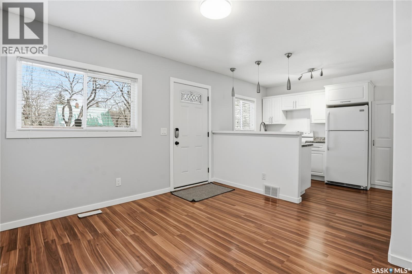 1056 Mctavish Street, Regina, Saskatchewan  S4T 3V3 - Photo 9 - SK025143