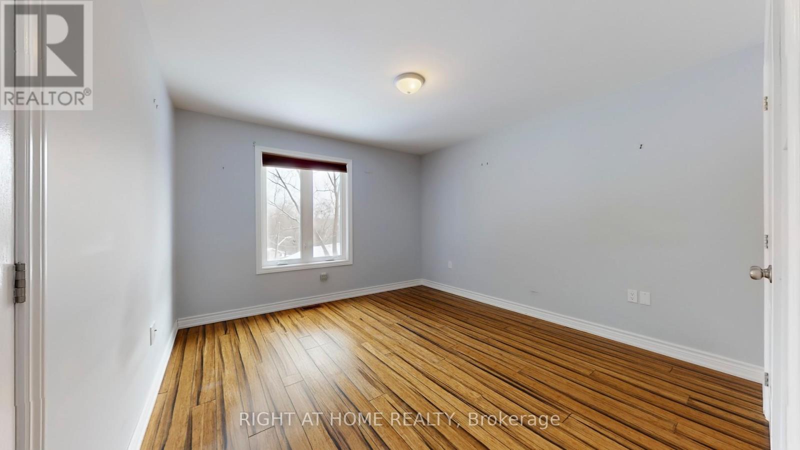 218 Main Street N, Newmarket, Ontario L3Y 9B2 - Photo 11 - N12601490