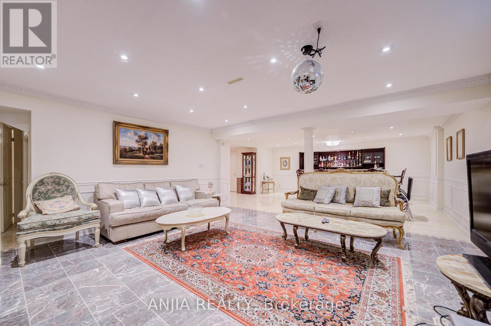 28 Edmund Crescent, Richmond Hill, Ontario  L4B 2X8 - Photo 40 - N12601532