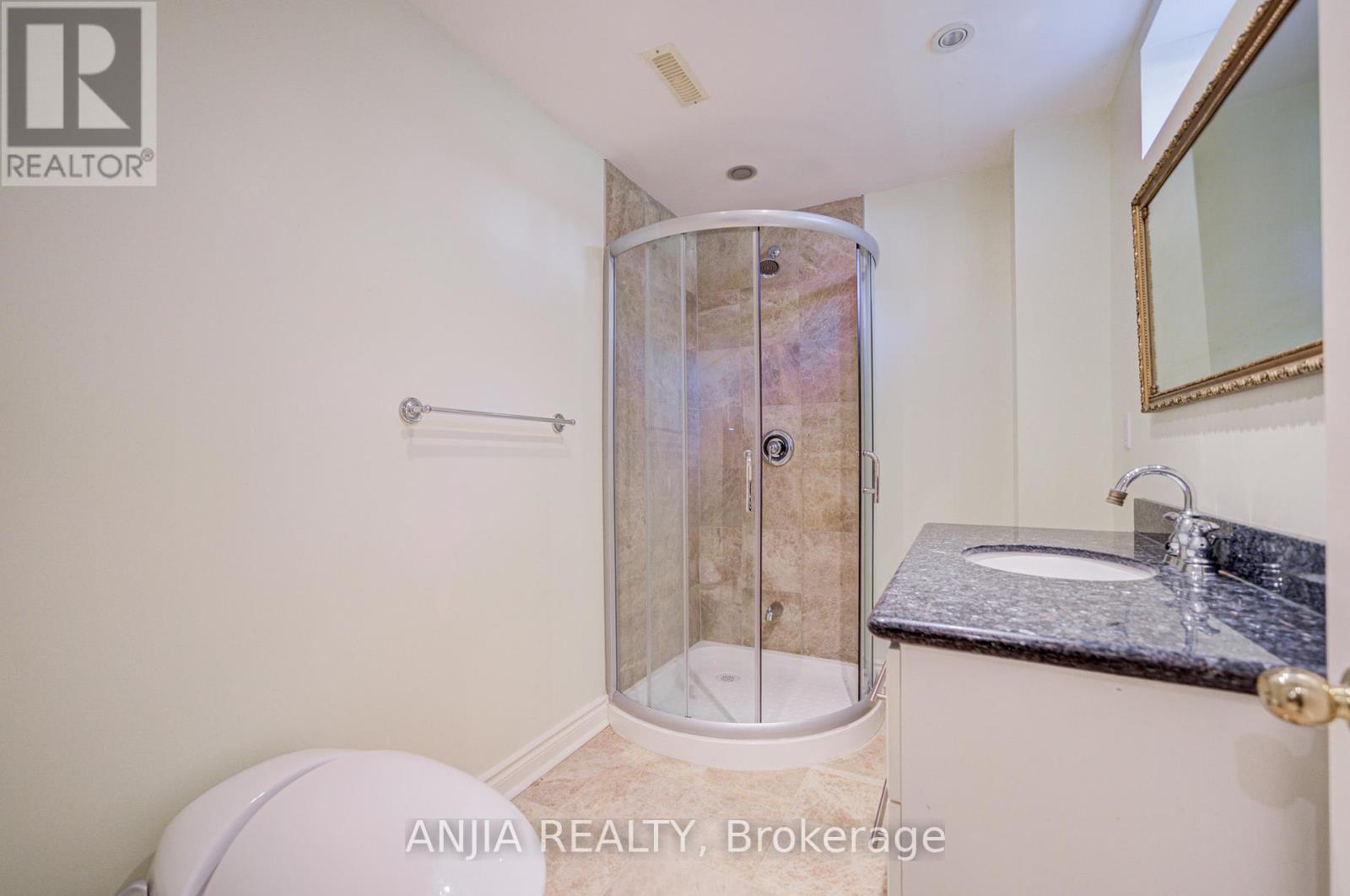 28 Edmund Crescent, Richmond Hill, Ontario  L4B 2X8 - Photo 41 - N12601532