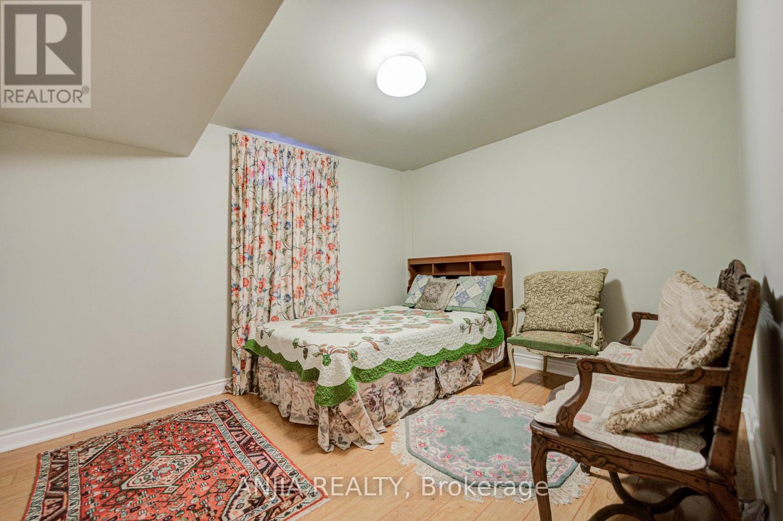 28 Edmund Crescent, Richmond Hill, Ontario  L4B 2X8 - Photo 43 - N12601532