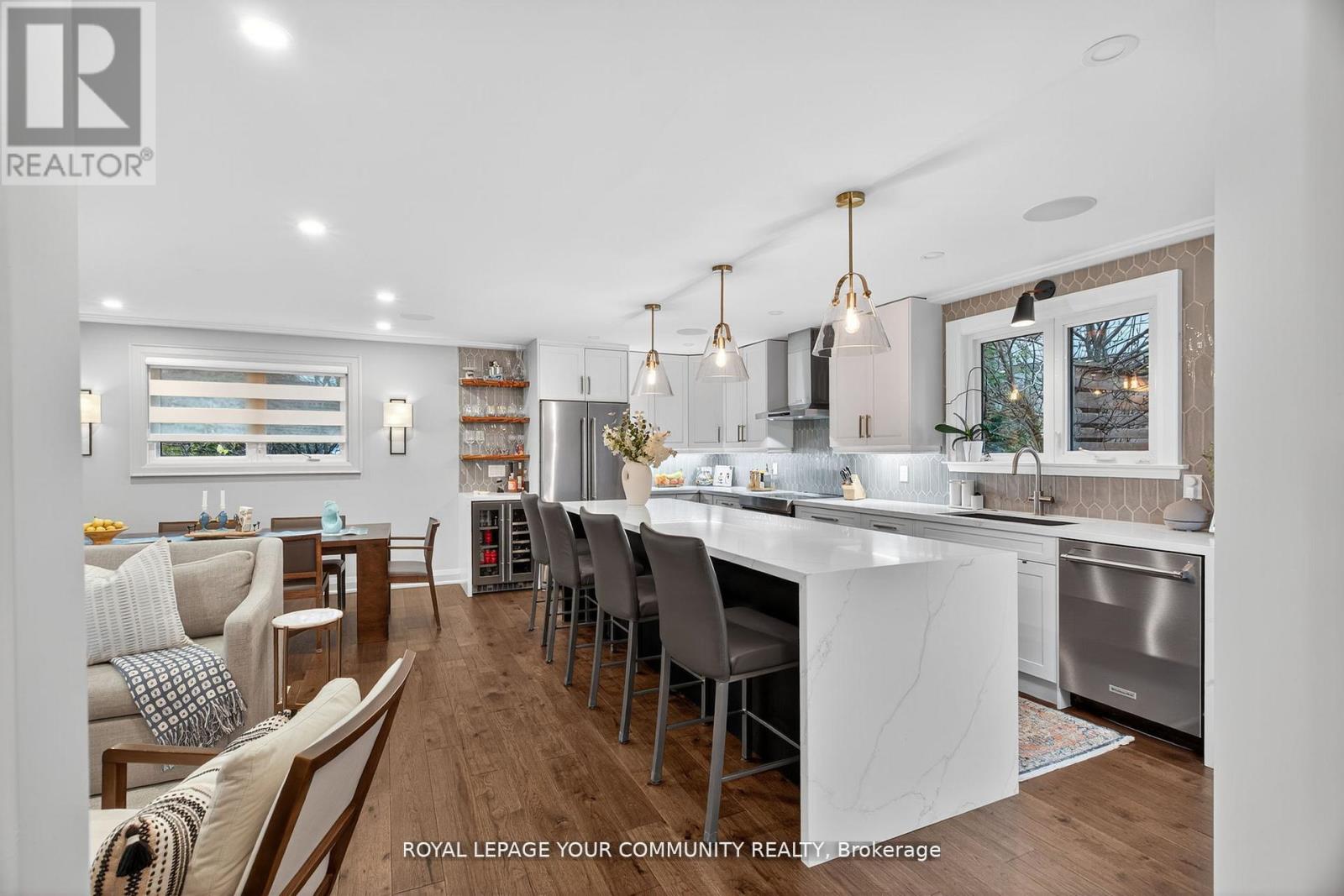 105 ORCHARD HEIGHTS BOULEVARD, Aurora, Ontario