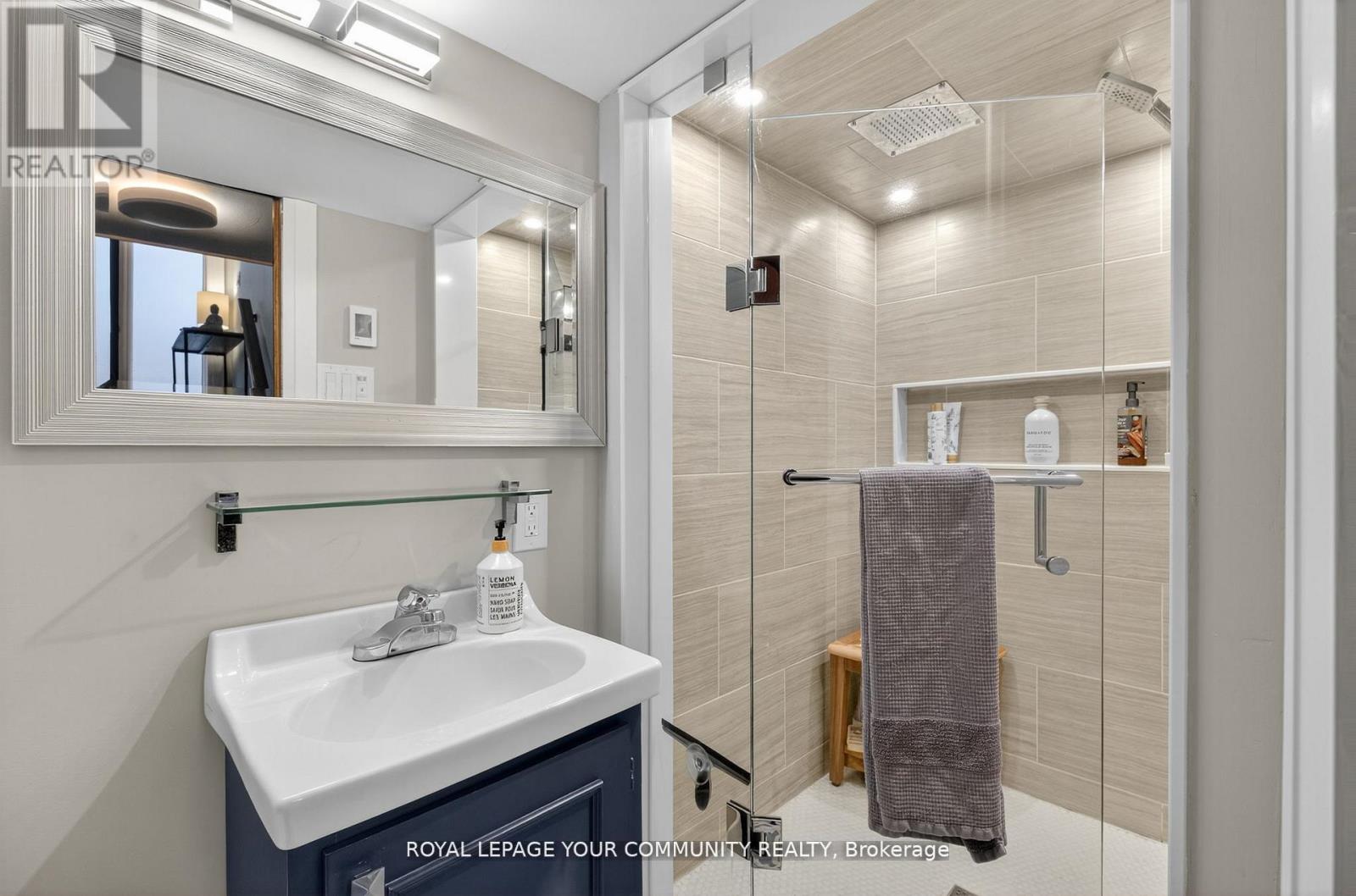 105 Orchard Heights Boulevard, Aurora, Ontario  L4G 2Z8 - Photo 21 - N12601548