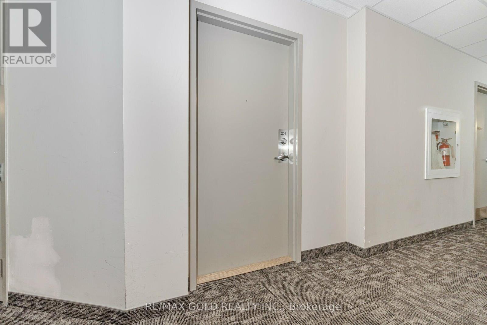 209 - 39 New Delhi Drive, Markham, Ontario  L3S 0E1 - Photo 5 - N12601646